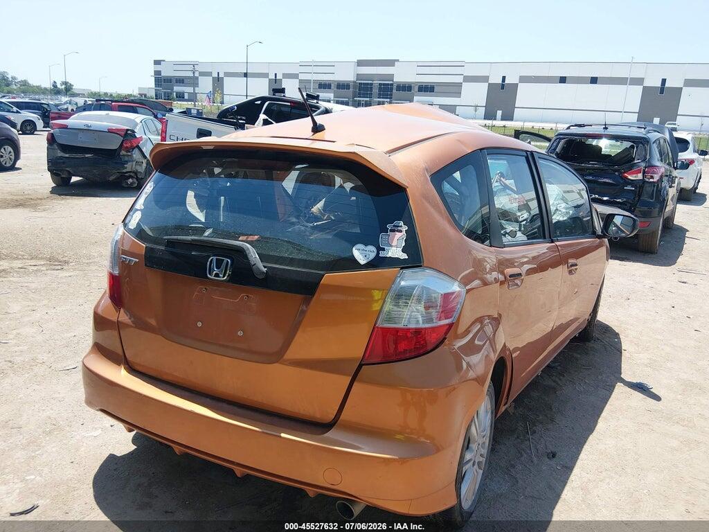 JHMGE8H50BC016147 2011 HONDA FIT photo no. 4