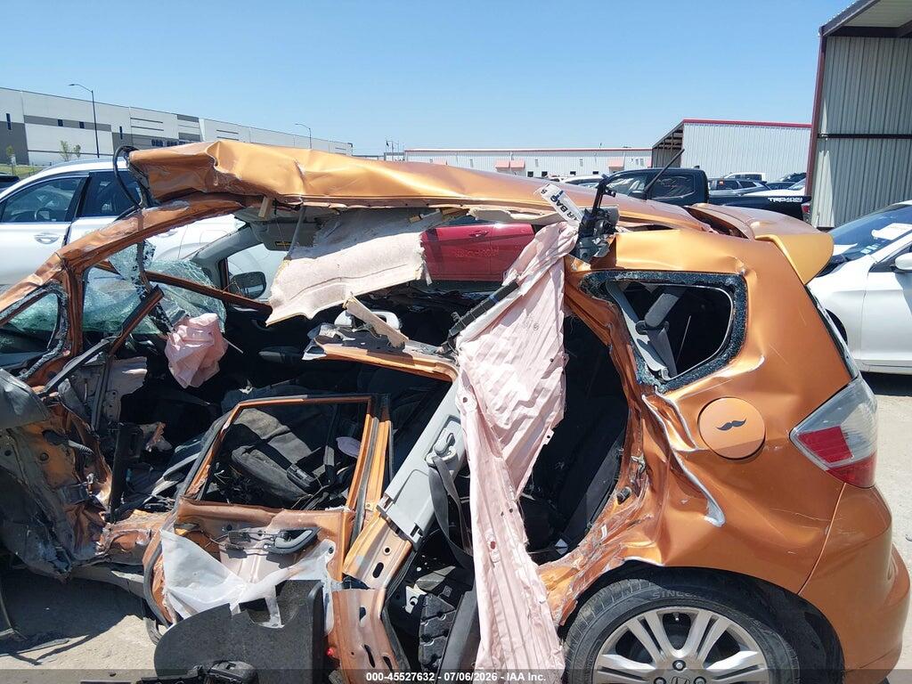 JHMGE8H50BC016147 2011 HONDA FIT photo no. 6
