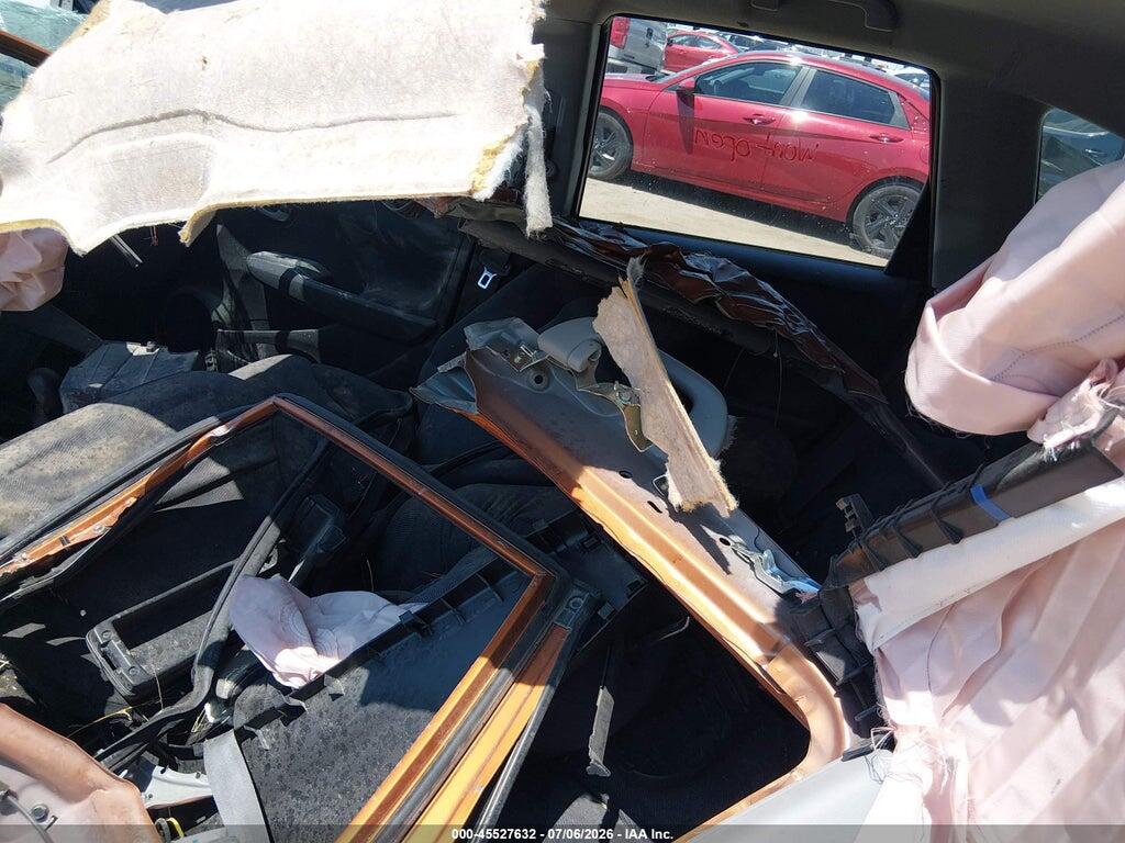 JHMGE8H50BC016147 2011 HONDA FIT photo no. 8