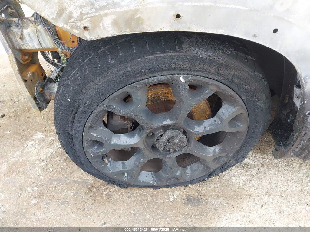 ZFBCFADHXEZ003706 2014 FIAT 500L photo no. 12