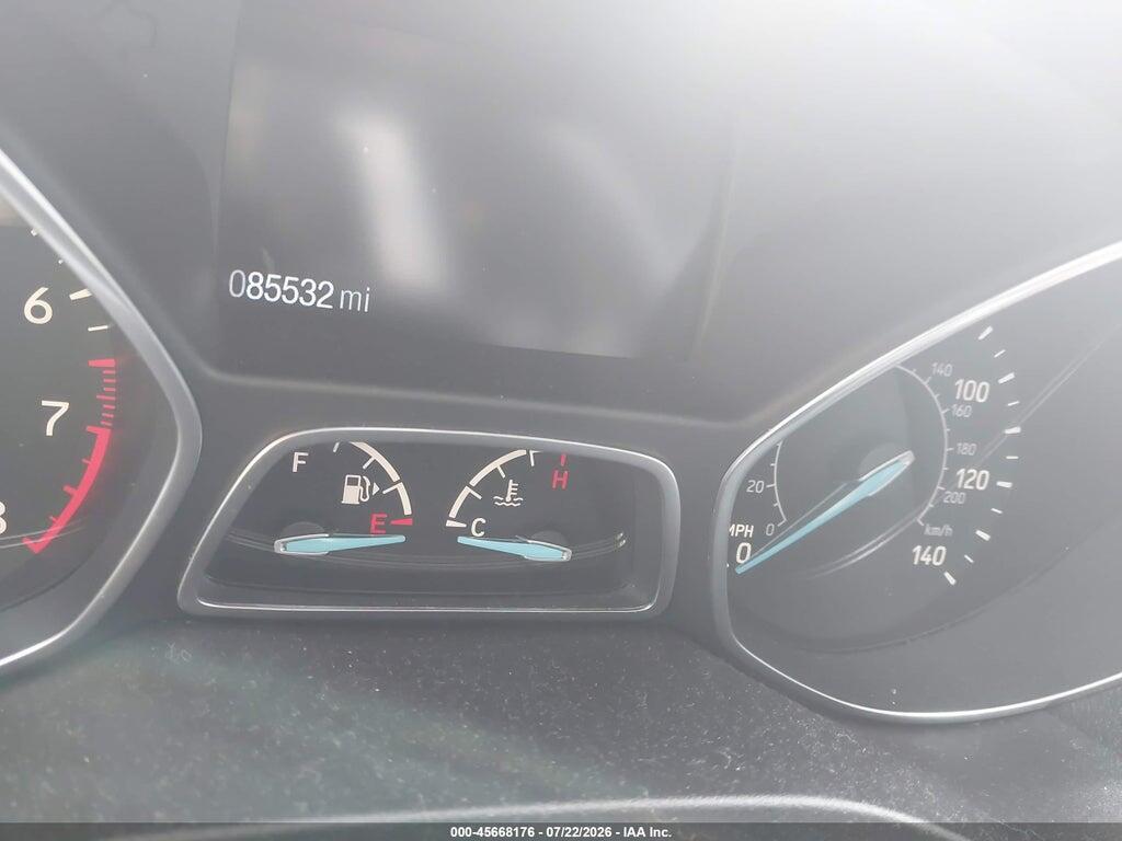 1FMCU9GD1KUB82250 2019 FORD ESCAPE photo no. 6