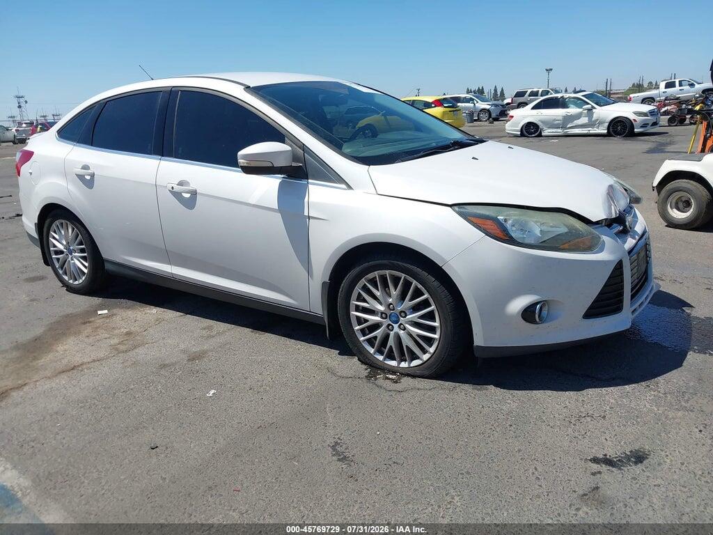 1FADP3J27DL382603 2013 FORD FOCUS photo no. 1