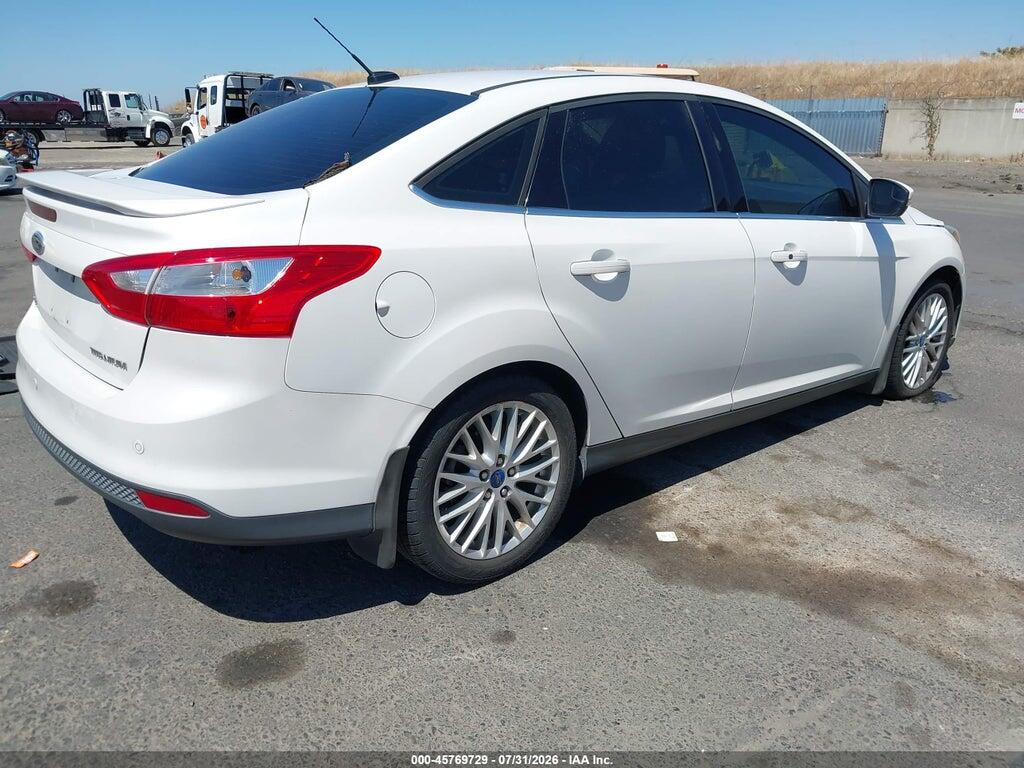 1FADP3J27DL382603 2013 FORD FOCUS photo no. 4