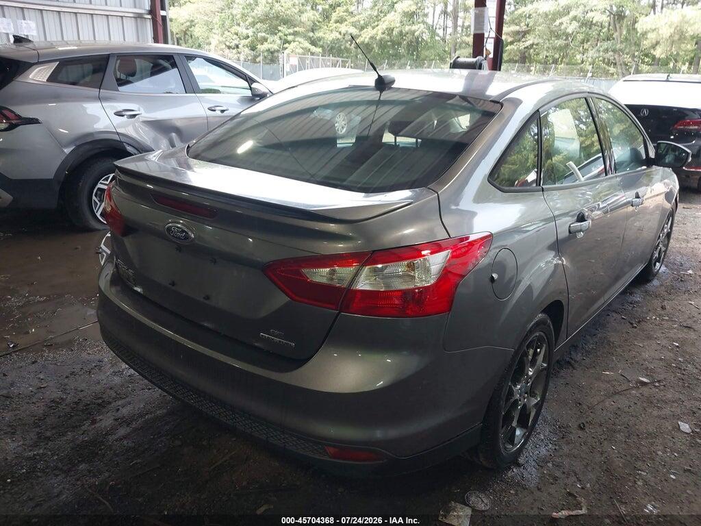 1FADP3F29DL104875 2013 FORD FOCUS photo no. 4