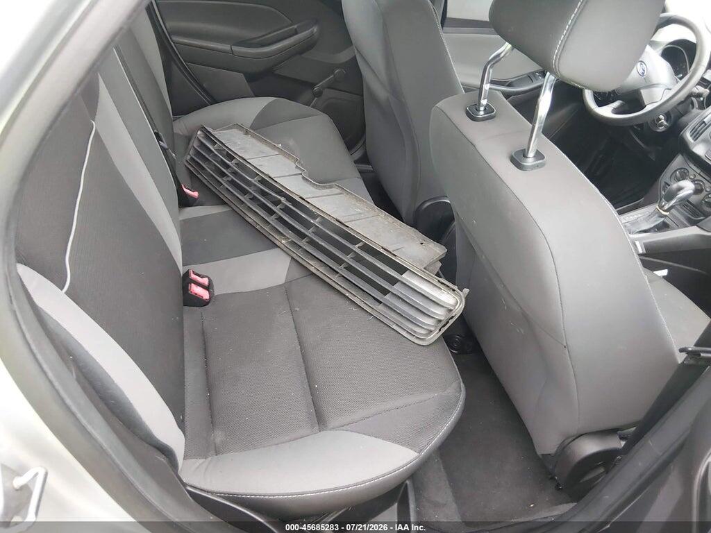 1FADP3E25DL272286 2013 FORD FOCUS photo no. 8