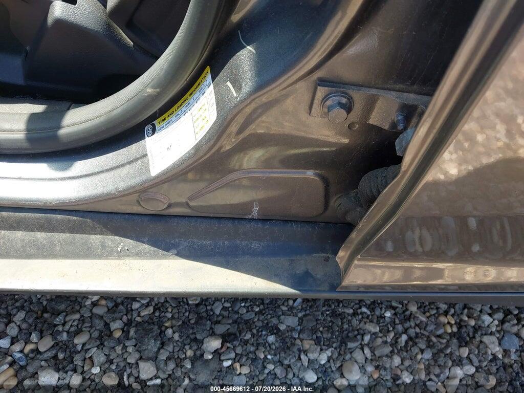 1FADP3E28DL206492 2013 FORD FOCUS photo no. 9