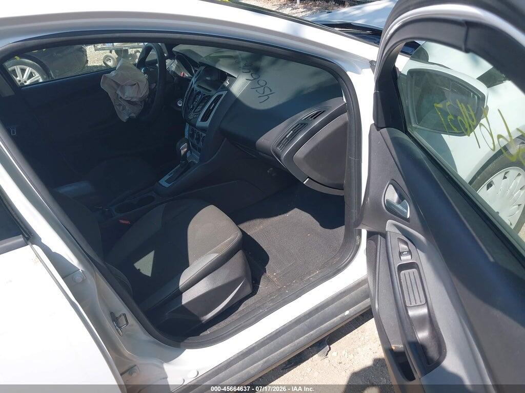 1FADP3F22DL135949 2013 FORD FOCUS photo no. 5