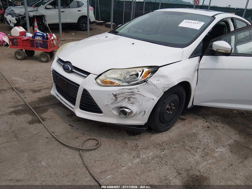 1FADP3F28DL205082 2013 FORD FOCUS photo no. 6