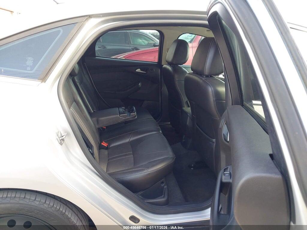 1FADP3J24DL200212 2013 FORD FOCUS photo no. 8