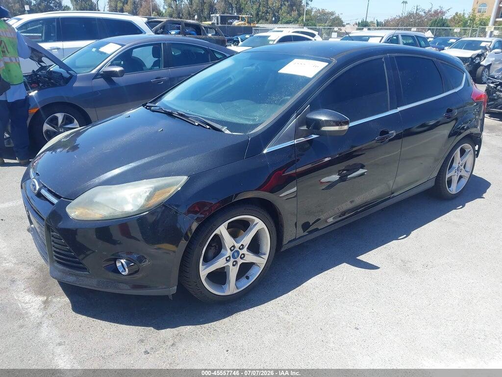 1FADP3N28DL277398 2013 FORD FOCUS photo no. 2