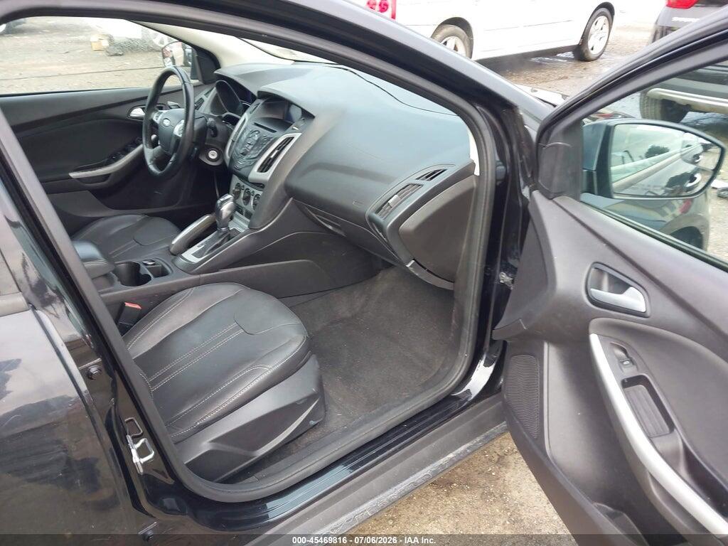 1FADP3F29DL121188 2013 FORD FOCUS photo no. 5