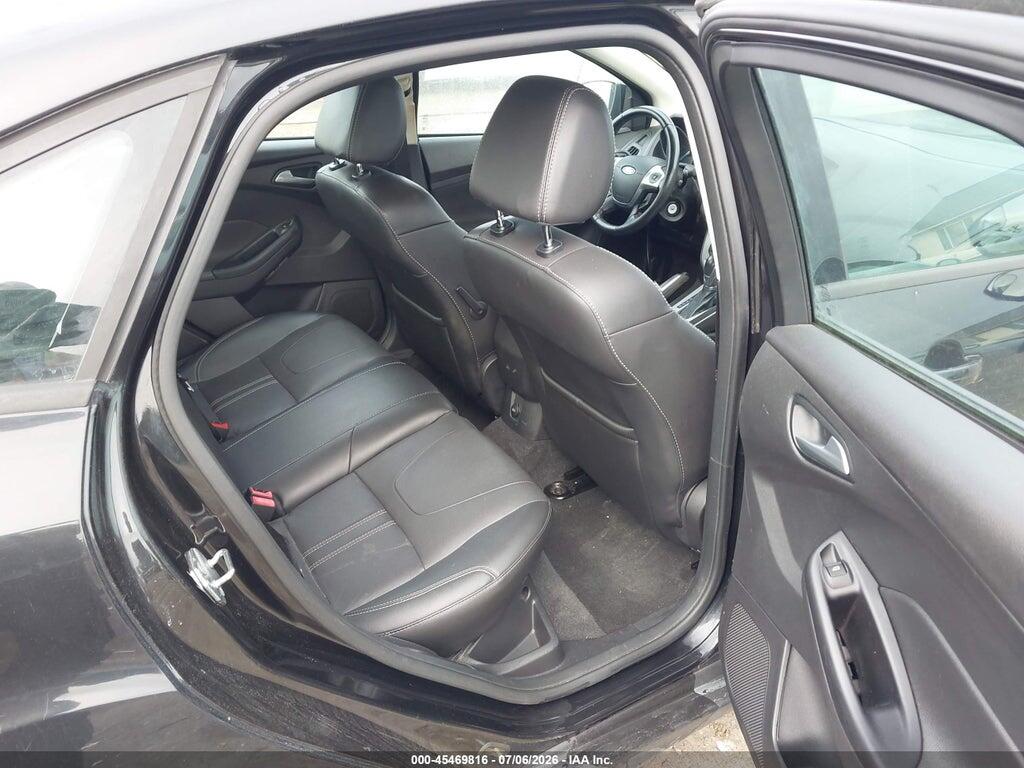 1FADP3F29DL121188 2013 FORD FOCUS photo no. 8