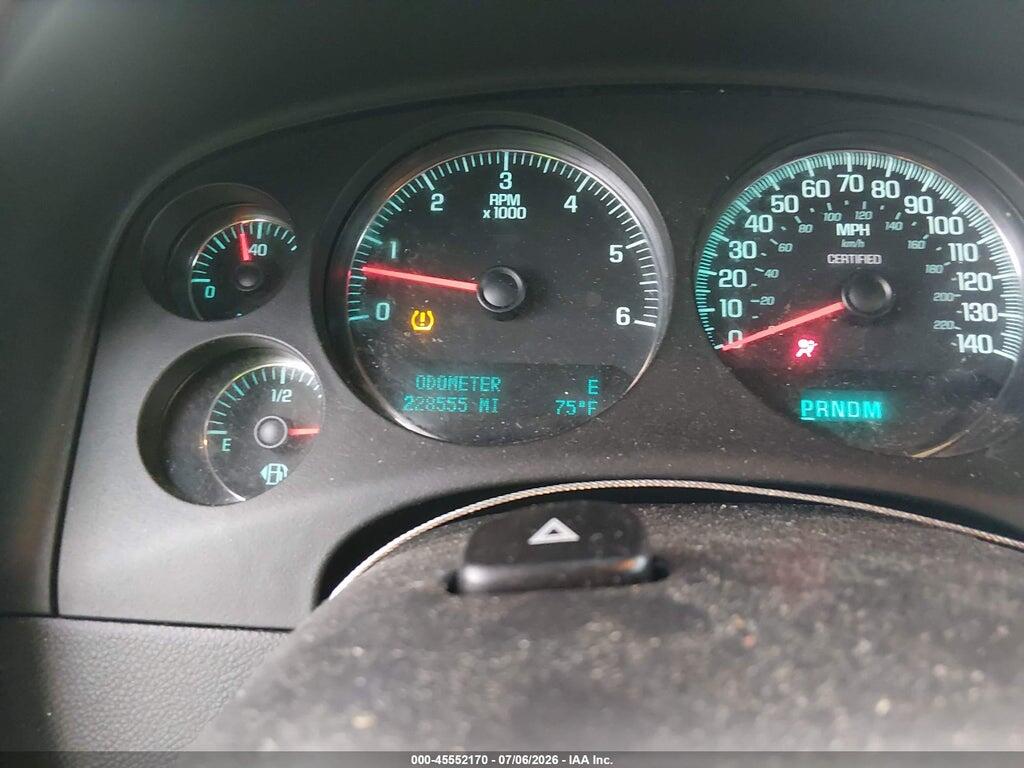1GNLC2E00CR217807 2012 CHEVROLET TAHOE photo no. 7