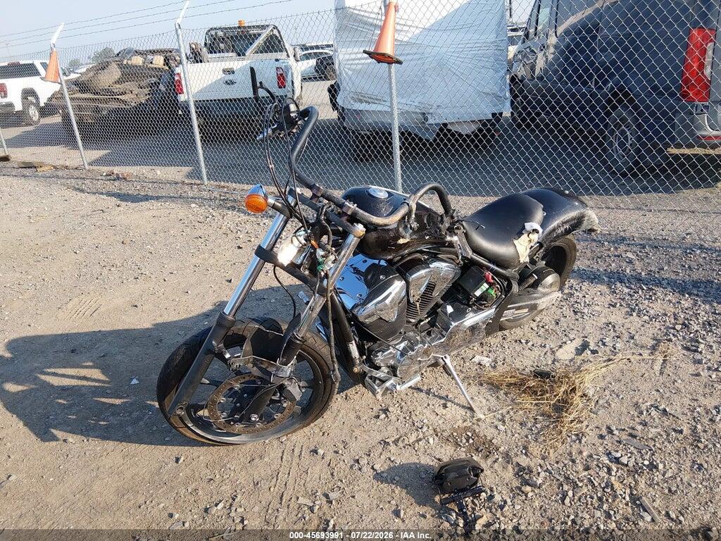 JH2SC6149BK000405 2011 HONDA VT1300 photo no. 2