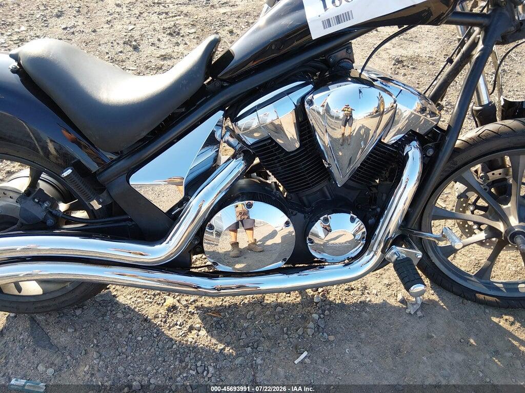JH2SC6149BK000405 2011 HONDA VT1300 photo no. 8