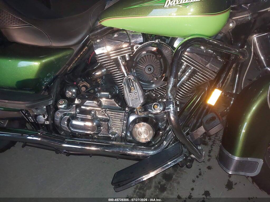 1HD1FR4137Y709199 2007 HARLEY-DAVIDSON FLHRCI photo no. 8