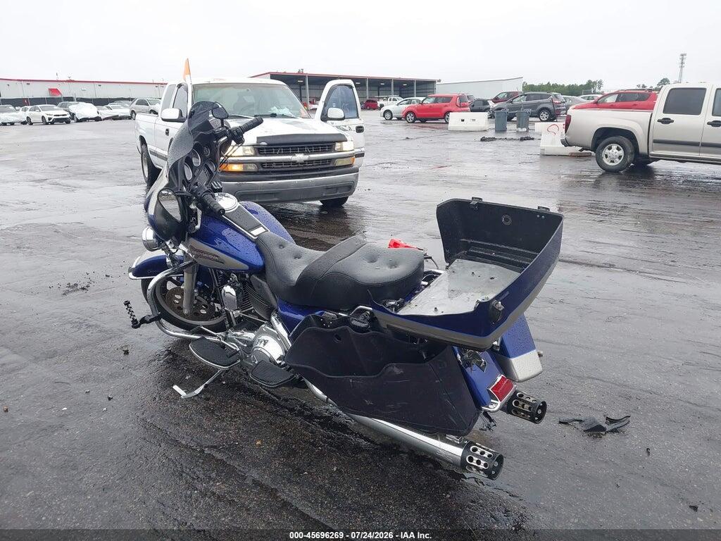1HD1FF4117Y680266 2007 HARLEY-DAVIDSON FLHT photo no. 3