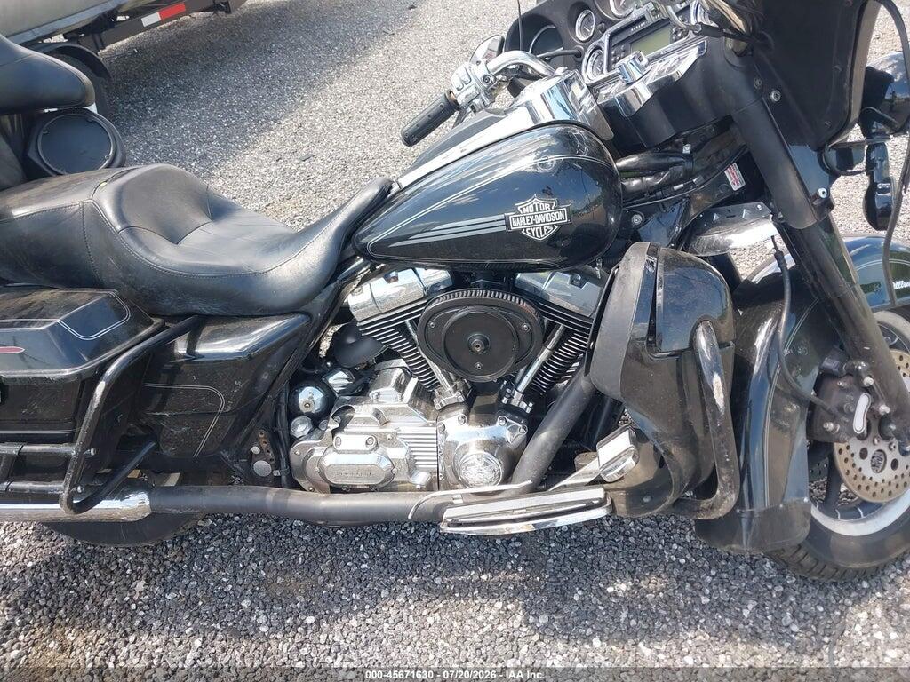 1HD1FC4167Y660349 2007 HARLEY-DAVIDSON FLHTCUI photo no. 8