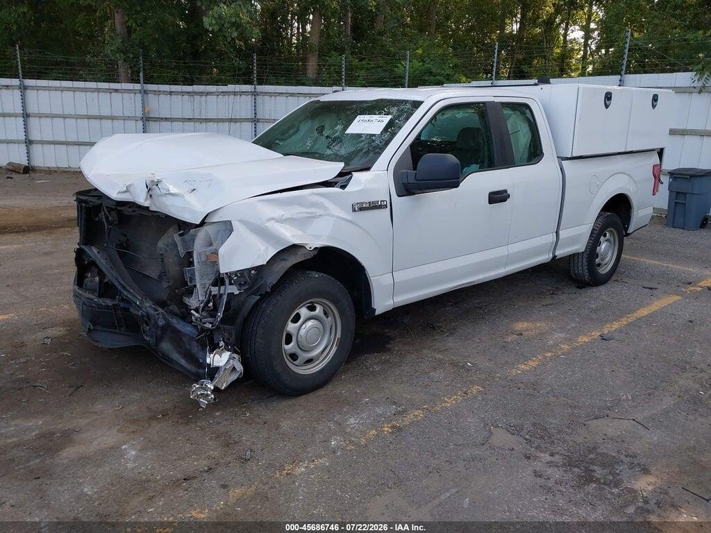 1FTEX1CF8HKE40930 2017 FORD F-150 photo no. 2
