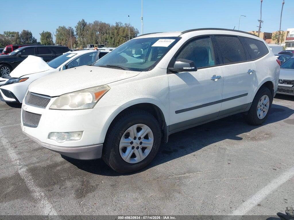 1GNKRFED8CJ330813 2012 CHEVROLET TRAVERSE photo no. 2