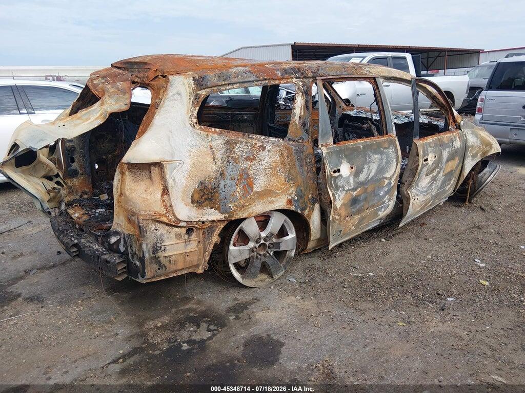 1GNKRGED2CJ282778 2012 CHEVROLET TRAVERSE photo no. 4