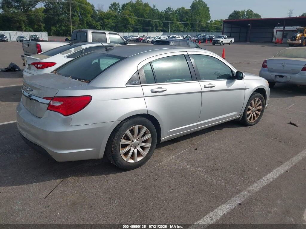 1C3CCBAB2CN244700 2012 CHRYSLER 200 photo no. 4