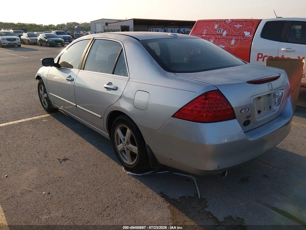 1HGCM66567A021674 2007 HONDA ACCORD photo no. 3