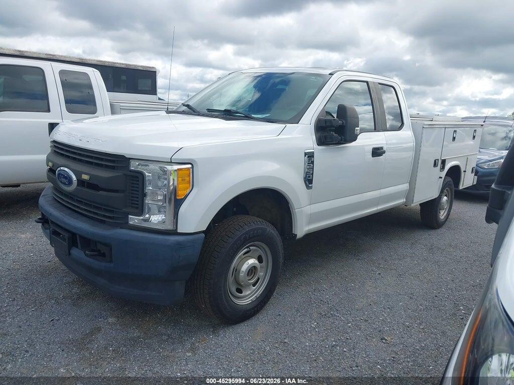 1FD7X2B65HED80955 2017 FORD F-250 photo no. 2