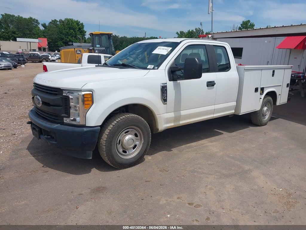 1FD7X2A63HEE07426 2017 FORD F-250 photo no. 2