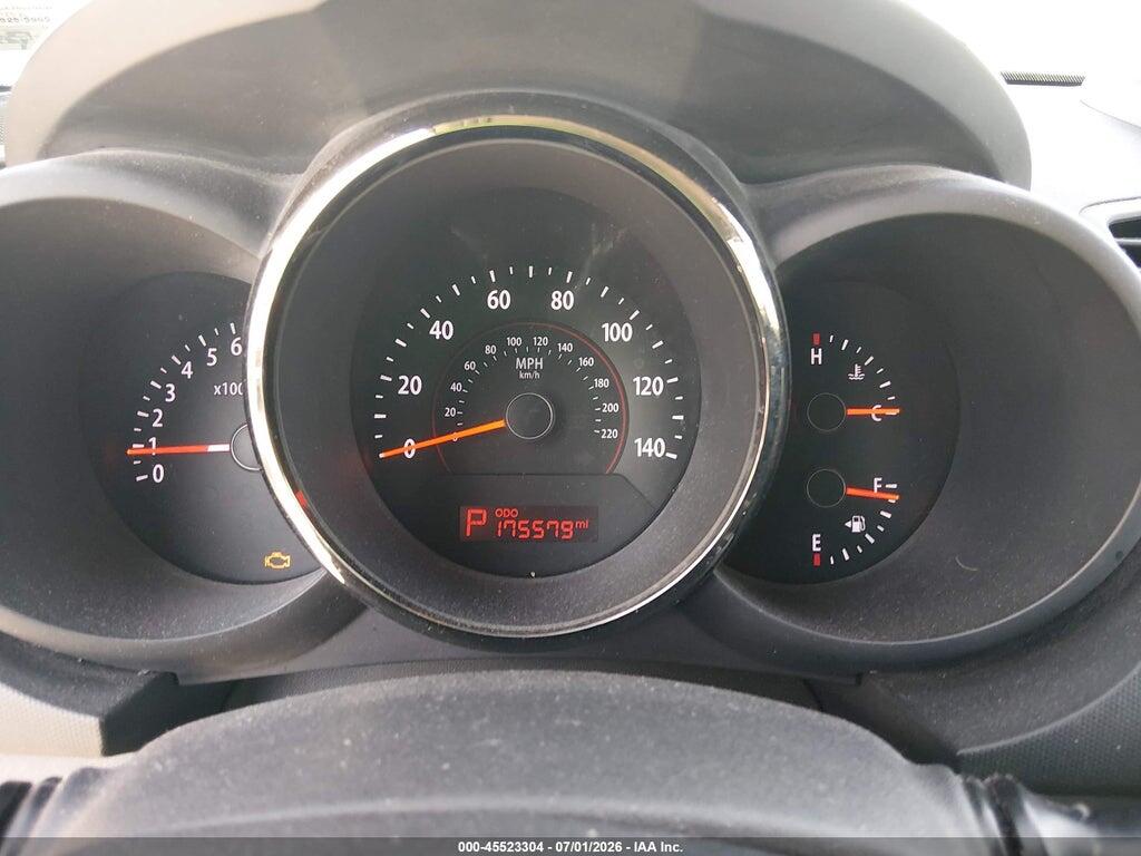 KNDJT2A29A7125434 2010 KIA SOUL photo no. 7