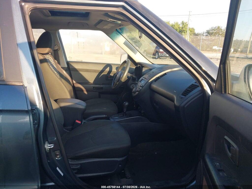KNDJT2A29A7069303 2010 KIA SOUL photo no. 5