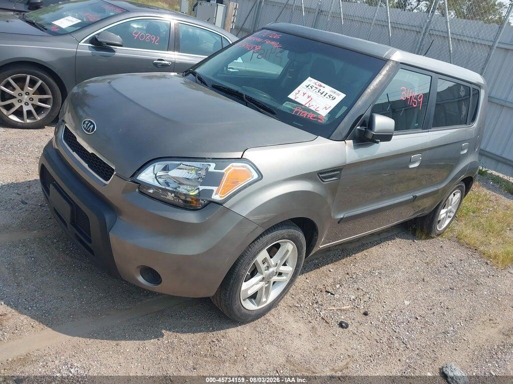 KNDJT2A26A7157919 2010 KIA SOUL photo no. 2