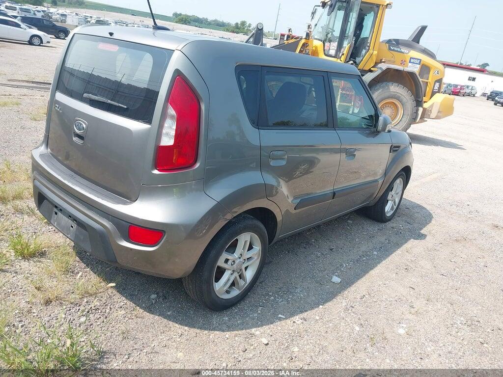 KNDJT2A26A7157919 2010 KIA SOUL photo no. 4