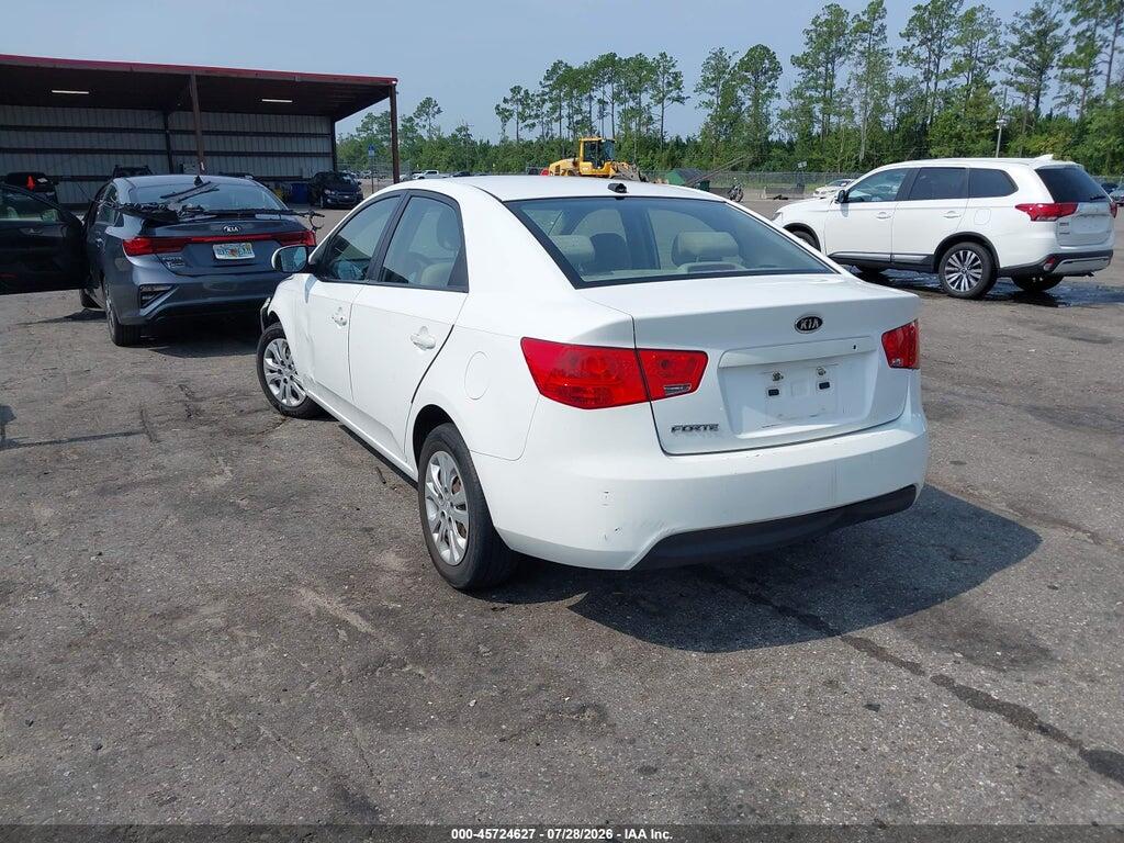 KNAFT4A23A5236197 2010 KIA FORTE photo no. 3