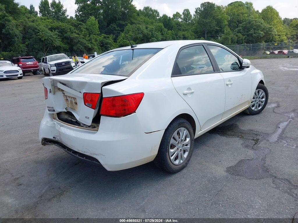 KNAFU4A21A5207410 2010 KIA FORTE photo no. 4