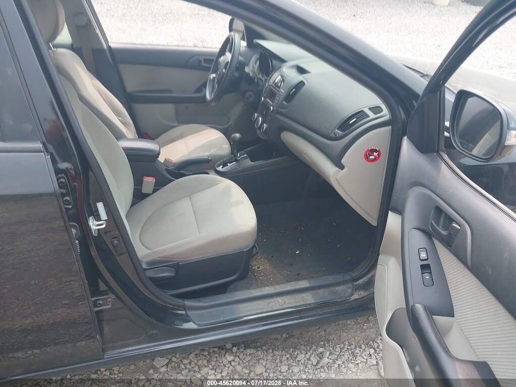 KNAFU4A24A5270792 2010 KIA FORTE photo no. 5