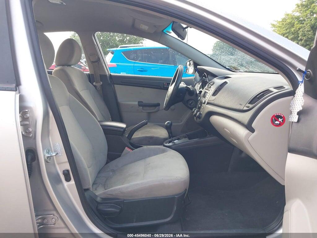 KNAFT4A21A5186707 2010 KIA FORTE photo no. 5