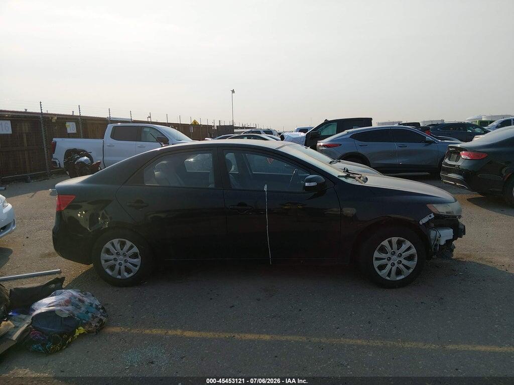KNAFU4A22A5824315 2010 KIA FORTE photo no. 12