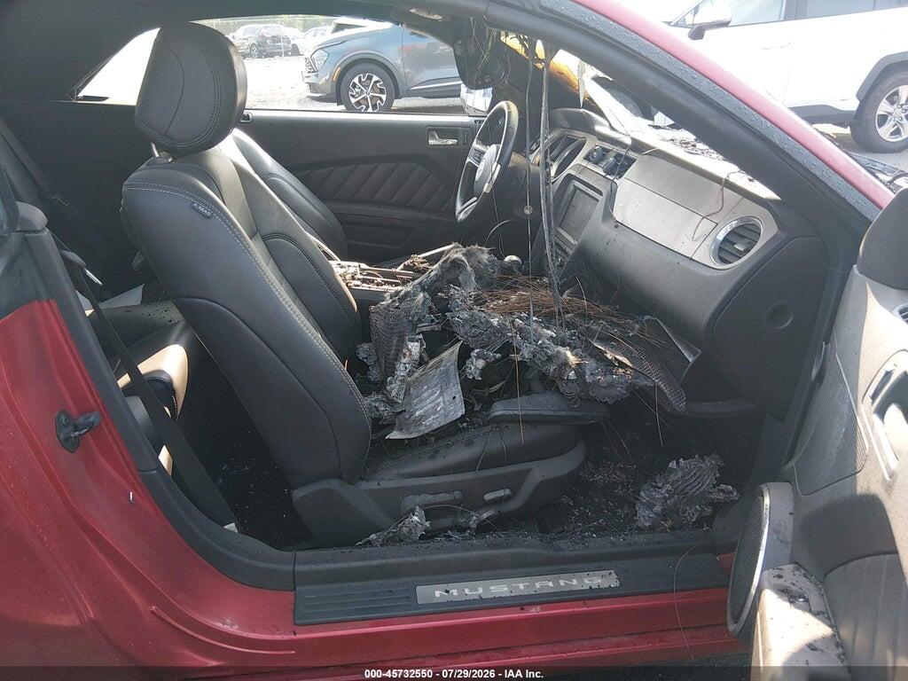 1ZVBP8FF0D5225586 2013 FORD MUSTANG photo no. 5