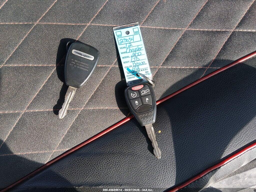 1C3CCBCG7CN210518 2012 CHRYSLER 200 photo no. 11