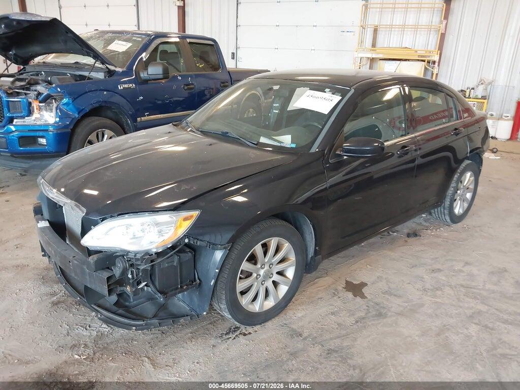 1C3CCBBB2CN283494 2012 CHRYSLER 200 photo no. 2