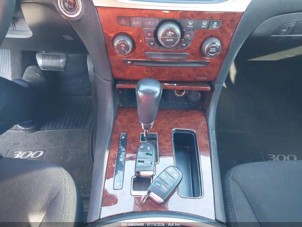 2C3CCAAG7CH113826 2012 CHRYSLER 300 photo no. 11
