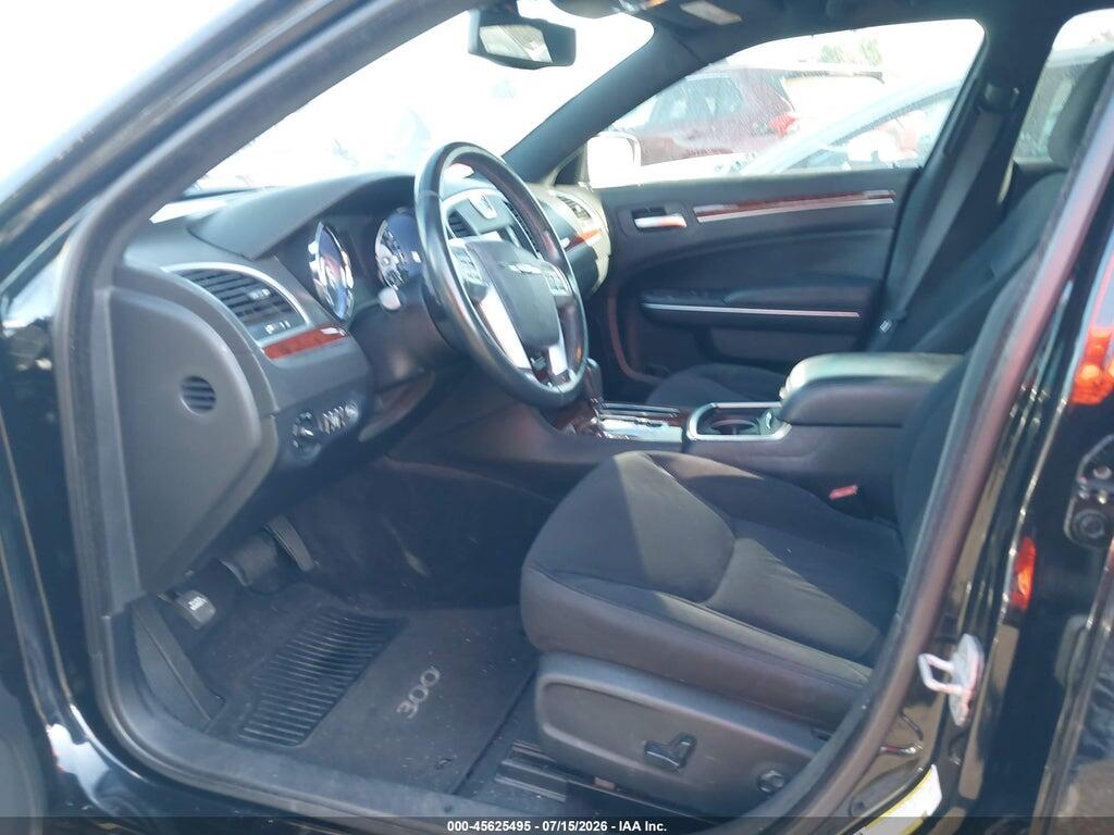 2C3CCAAG7CH113826 2012 CHRYSLER 300 photo no. 5