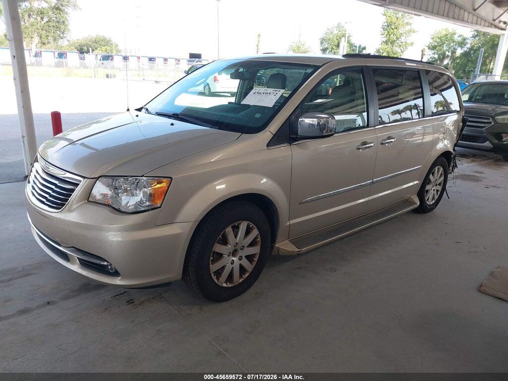 2C4RC1CG4CR237212 2012 CHRYSLER TOWN & COUNTRY photo no. 2