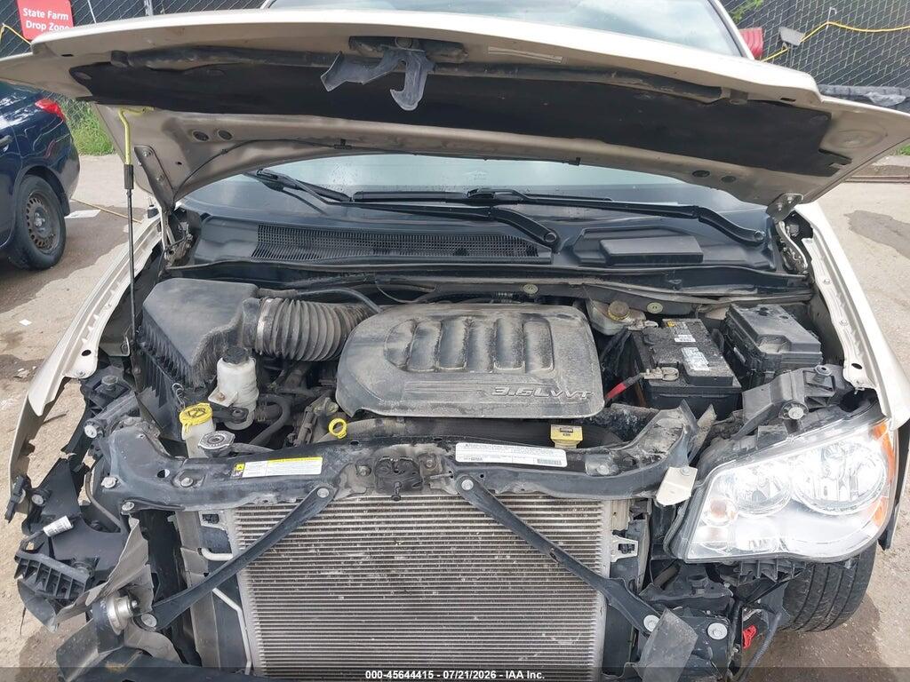 2C4RC1BG2CR237615 2012 CHRYSLER TOWN & COUNTRY photo no. 10