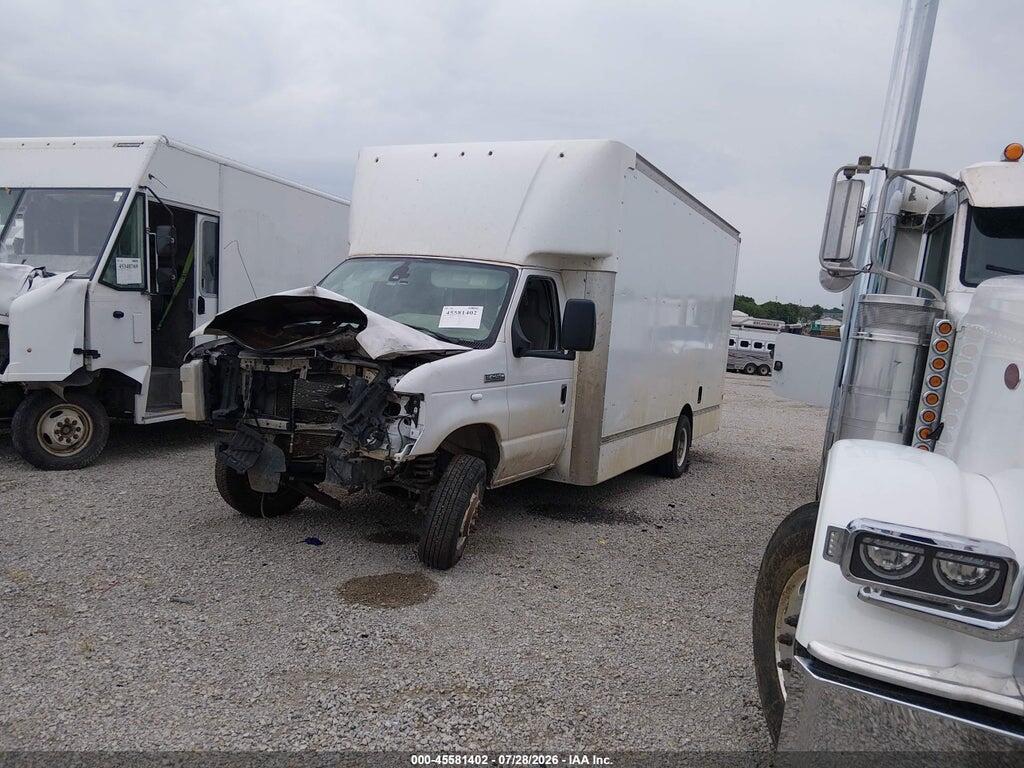 1FDXE4FN8PDD23625 2023 FORD E-450 CUTAWAY photo no. 2