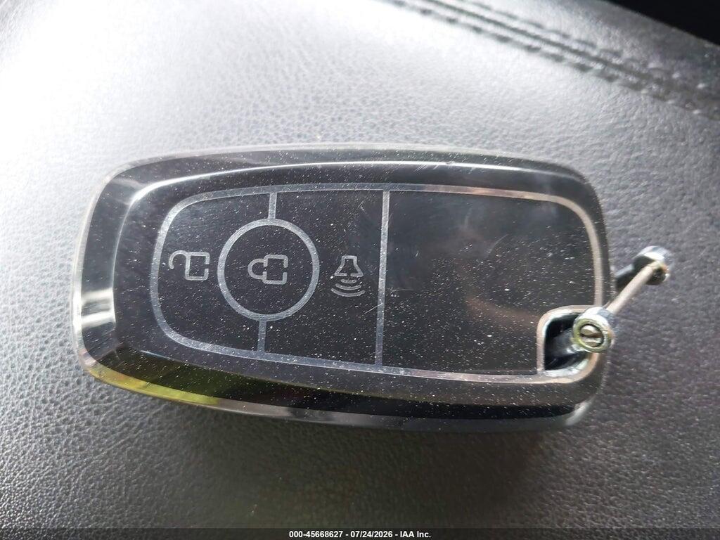2FMPK4J92PBA25581 2023 FORD EDGE photo no. 11