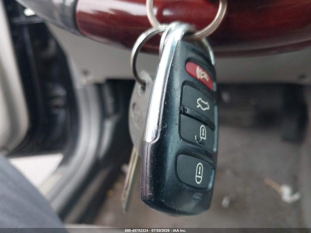 KMHFC46F48A310075 2008 HYUNDAI AZERA photo no. 11
