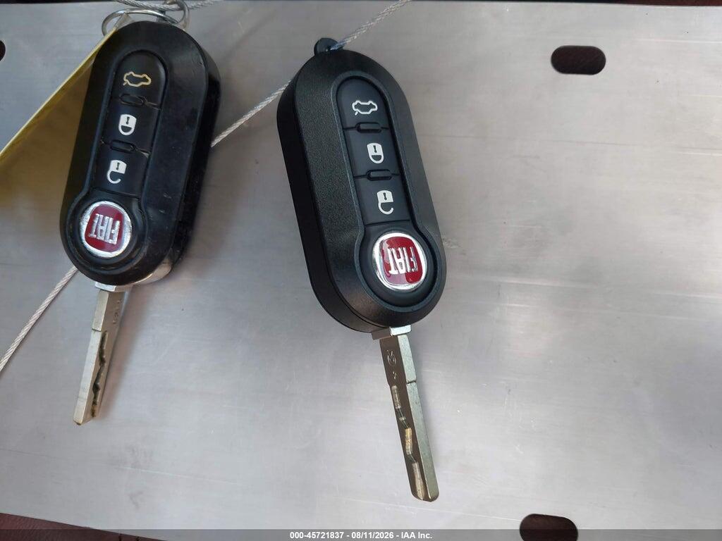 3C3CFFEH2JT533473 2018 FIAT 500C photo no. 11