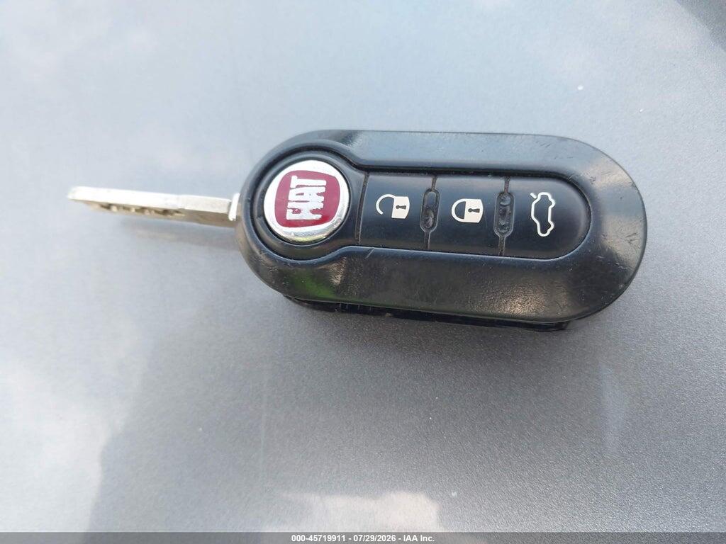 ZFBCFADH9JZ040403 2018 FIAT 500L photo no. 11